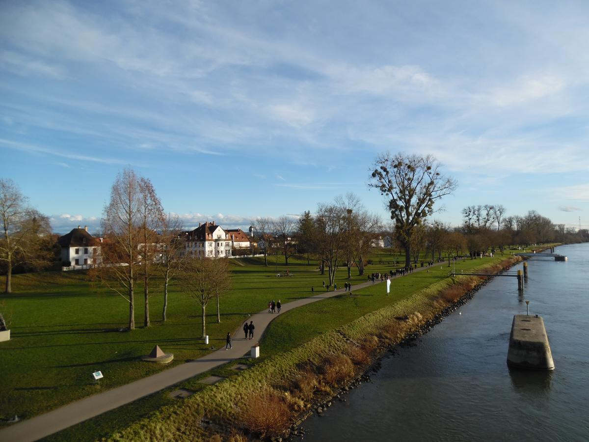 Hotel Pension Blume Auenheim Exterior foto